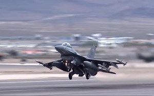 F16加力起飞和降落