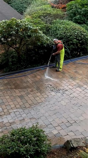 143K views · 614 reactions | FILTHY Block Paving Refresh | Mr. Jet Washing | Facebook