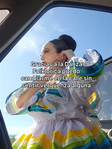 Traditional Folklorico Dance Performance