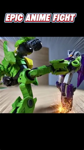 Transformers fight anime style: Astrotrain vs Srpinger #transformers #optimusprime #toys