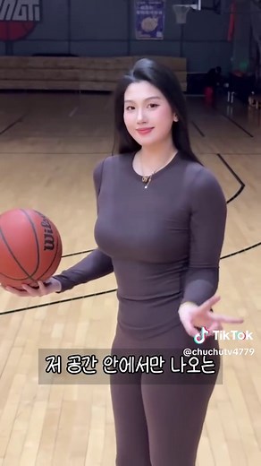 너도 모르게 빠져드는 농구하는 여자의 반전 매력