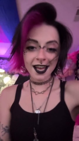 Wheezy Whee | i don’t know how the audio got so out of sync but you have to deal with it alongside me now too. you’re welcome. #emo #scene #goth #alt... | Instagram