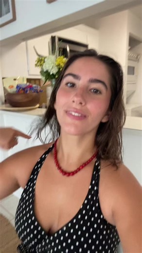 Hot girls love drinking multiple drinks at a time 💅🏼