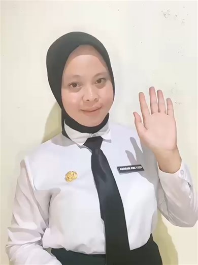 Learning Jurnal Agenda III Hari Ke-9 Pengalaman Pembelajaran Synchronous dan Asynchronous Widyaiswara : Dr. Alamsyahril, M.Pd @ariel_alamsyah04 Veny Eka Marisca, A.Md.Kep Kelompok IV Angkatan V Gelombang III UPT DIKLAT LUBUK LINGGAU ######## #