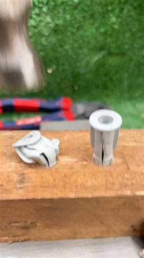 308K views · 1.5K reactions | How to insert wall plugs without crushing them Simple fix to avoid rookie DIY mistakes #WallPlugHack #SmartMount #USA | Tool Titans | Facebook