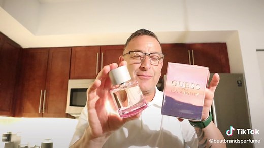 Guess 1981 Los Angeles Perfume: Review & Fragrance Description