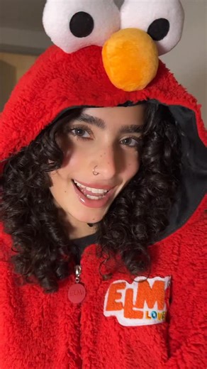 Adrian Ortiz on Instagram: "Elmo’s cookie is my favorite 😍 😂"