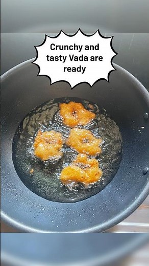 Easy way to make Crispy Medu Vada | South Indian | Navratri Special | Urad Dal Vada #vegan