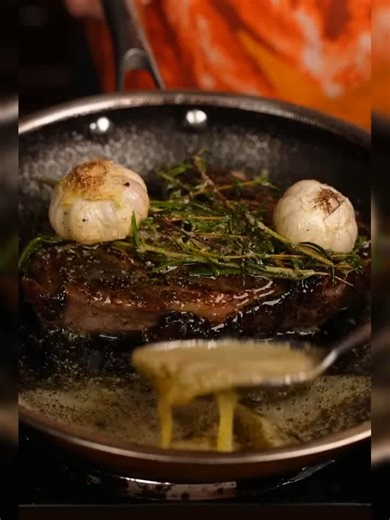 5 Simple Steps to Make the Perfect Steak 🥩 (Step by step) Guide Below..._blurred #FoodTikTok #Foodie #Recipe #Cooking #FoodPorn #Yummy #FoodLovers