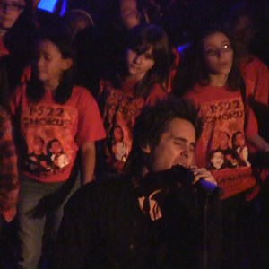 40K views · 795 reactions | And NOW let's hear it for the KINGS & QUEENS of Staten Island, here performing with THIRTY SECONDS TO MARS and Vitamin String Quartet!! SONG: "Kings & Queens" by THIRTY SECONDS TO MARS STRINGS: Vitamin String Quartet FILMED BY: Ms. Lisa #30secondstomars #KingsAndQueens #coronation #coronationday #coronationday2023 #kingcharles #queencamilla #jaredleto #ps22 #ps22chorus | Gregg Breinberg (PS22 Chorus Director) | Facebook