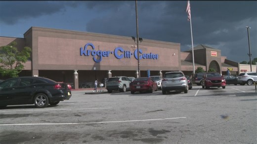 Stores inside Decatur Kroger location set to close worried for the future