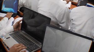 31 reactions | Class work: On spot running the Python commands in Laptop and Mobile (BCA PPU 2 YR.) | Cimage College, Patna | Facebook