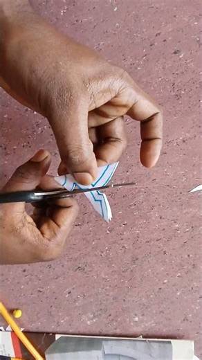 👉 “ONE PAPER MAGIC!”👉 “SO EASY 😍”👉 “TRY THIS ❄️”✅ 1 Paper = Magic Snowflake ❄️ #craft