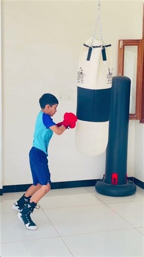 Jump. Focus. Gloves. Impact.🥊🥊🥊💪💪💪✌️✌️.