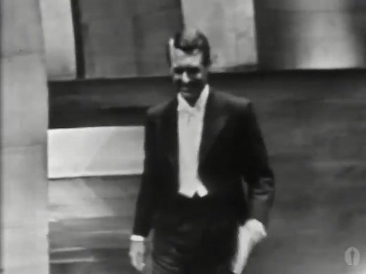 Alec Guinness Wins Best Actor: 1958 Oscars | Gentleman Style of Life