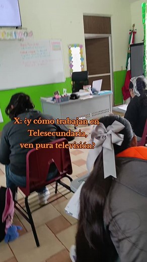 ¿Cómo se trabaja en Telesecundaria?