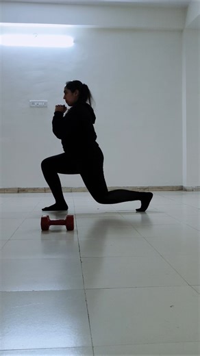 Lunges benefits with and without weights 🙌🏻💯 #lunges #lungesworkout #workout #legsworkout