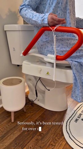 VOCIC Electric Raised Toilet Seat, Electric Toilet Seat Lift, Powered Toilet Seat Riser with Handles, Toilet Lift Seat for Elderly, Support to 330LBS, AX12