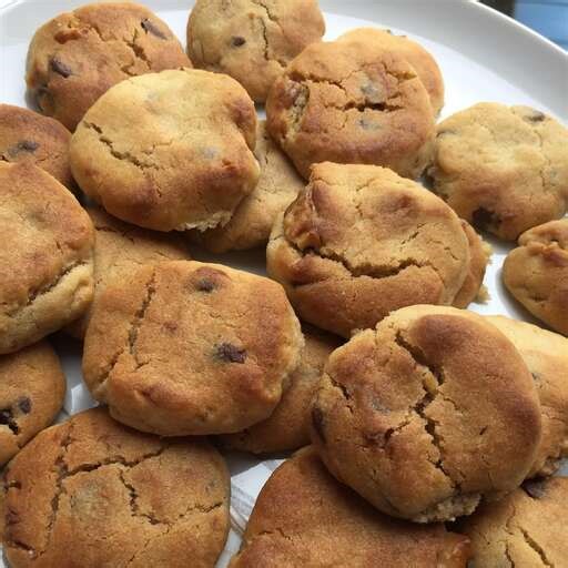 Famous Amos Chocolate Chip Cookies Recipe - Chef's Resource Recipes