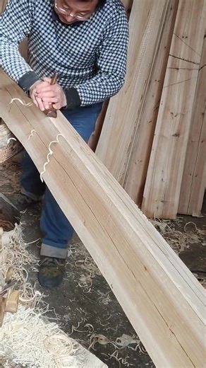 Flat Surface Planing Techniques in Woodworking