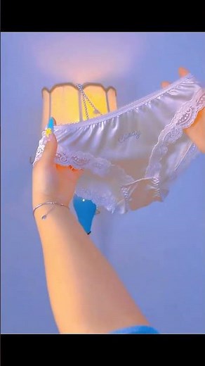 Comfortable four-way stretch satin silk panties #dolotnu #quanlotnu #bra #bikini #fashion