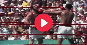 Muhammad Ali Fought a Super Bowl Champ, And Somehow Didn't Knock Him Out