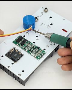 434K views · 3.9K reactions | How To Make Portable Power supply #electronicsprojects #electronics #DIY | Pro Maker 101 | Facebook