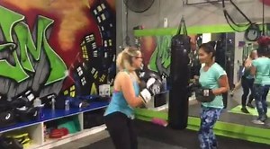 Great start to the week.. Why not try a boxing session to change things up for your cardio routine.. Get your FREE TRIAL SESSION HERE http://www.urbangym.com.au/7-day-discovery-pass | JY HQ