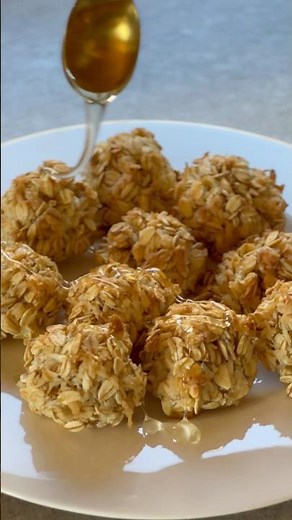 Oat & Coconut Cookies| No sugar. No flour. Easy recipe.