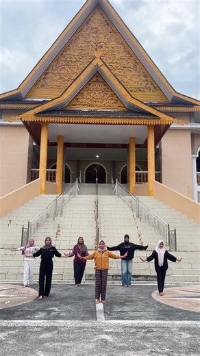 Seni Sanggartari: Keindahan Tari Melayu di Bengkalis