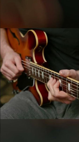 No Pick Needed - Gibson 335 and 66 Super Reverb