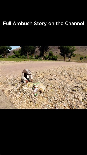 US Army Convoy Ambushed — Apache Arrives #military #usmilitarycombat #militarysimulation #shorts