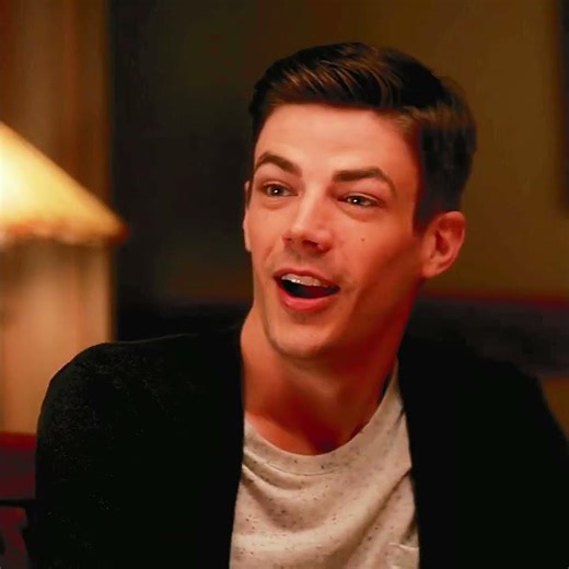 Joe kicks Barry out the house? 🏡😂 #theflash #barryallen #iriswest #shorts