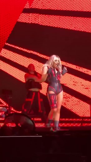 PERRIE’S VOICE 🔥 #littlemix #mixer #mixers #lm5tour #lm5thetour #lm5thetourfilm #lm5tourthefilm #perrieedwards #perrieedwardsedits