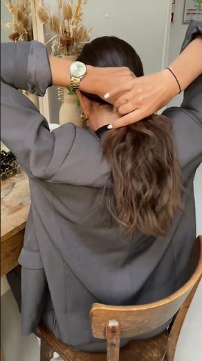 Comment faire un chignon avec une pince ?