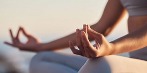 Yoga teacher loses her job after 'telling influencer to not drink water'