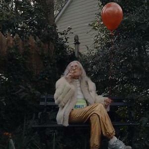 Cheers to Luke Dick, Bobby Terry, & Westin Davis for writing "How High" with me. Cheers to Life In Rewind for creating this video and character. It’s been a joy to watch you do your unique thing through the years. Hope you guys enjoy the tune! Full video: https://youtu.be/w8n9G5MsQH4 | Kip Moore