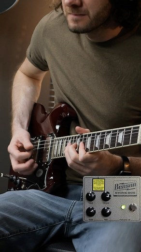 The @bensonamps Stonk Box is such a fun pedal! One of my favorite Fuzz pedals at the moment 😊 I recorded new guitar tracks for this little tune and used the Stonk Box for the rhythm and solo parts! Full demo of the Benson Stonk Box is up on my YouTube channel - link in my bio! Gear @maybachguitarsofficial Teleman & Albatroz @bensonamps Stonk Box @friedman_amps Small Box @twonotesaudio Captor X @daddarioandco NYXL 10-46 #guitar #guitarist #guitarplayer #electricguitar #srguitar #guitarriff #guit