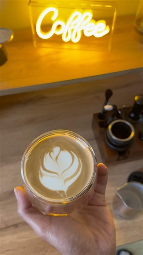 LATTE ART practice day 7 #shorts