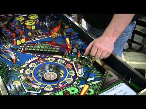 #215 Williams MILLIONAIRE Pinball Machine with spinning Roulette Wheel! TNT Amusements