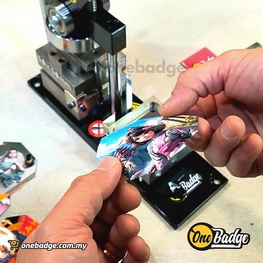 How To Make an Angular Square Fridge Magnet 50mm x 50mm #fridgemagnetmaker #buttonbadgemachine