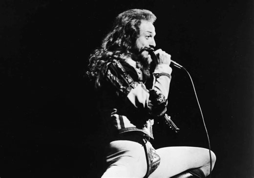10 Best Jethro Tull Songs of All Time - Singersroom.com