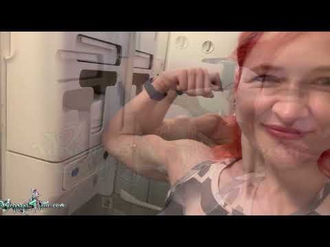 In-Flight Flex, Biceps Mirror Check — Sculpted Arms in a Small Space