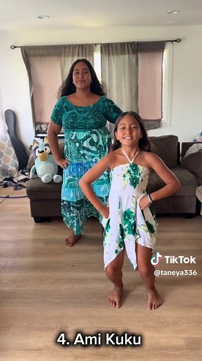 Master Hula Dance: 4 Basic Steps in 30 Days