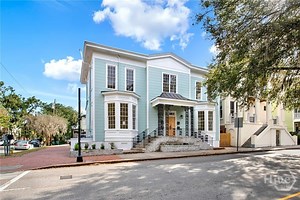 105 E Gwinnett St, Savannah, GA 31401 - For Rent
