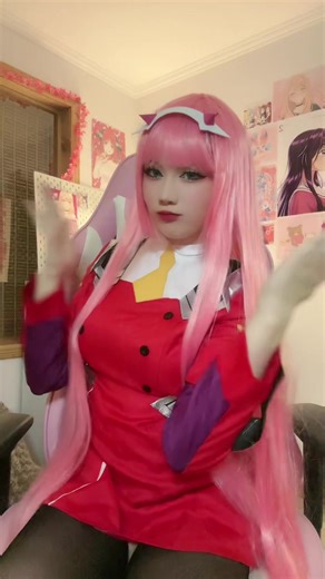 darling ohayoooo zero two cosplay 🌸💝 #zerotwo #zerotwocosplay #cosplay #cosplayer #darlinginthefranxx