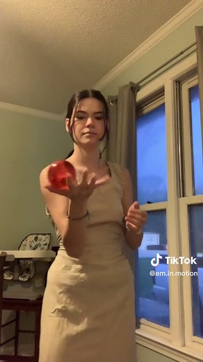 Contact Juggling: Mastering the Art of Fushigi Ball Tricks