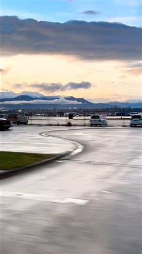 You can watch the mountains from midtown. #shorts #travel #anchorage #midtown #alaska