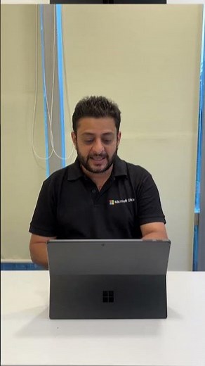 Easiest way to create stunning slides. PowerPoint Designer! 🎨✨#techtips #powerpointmagic #powerpoint