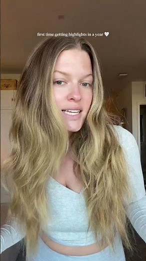 letting my hair breathe has been the best decision !! can’t believe how long + healthy it’s gotten